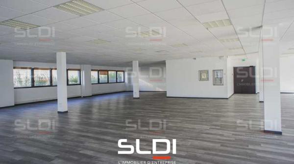 Bureaux A LOUER - SAINT PRIEST - 1 216 m²
