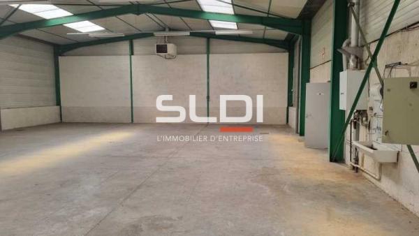 Bureaux A LOUER - RILLIEUX LA PAPE - 600 m²