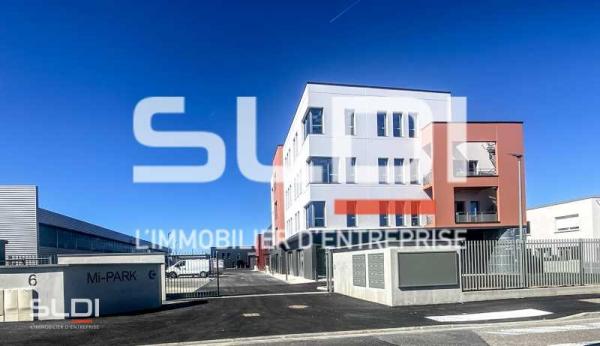 Bureaux A LOUER - CHASSIEU - 51 m²