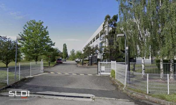 Bureaux A LOUER - SAINT QUENTIN FALLAVIER - 407 m² Bureaux A LOUER - SAINT QUENTIN FALLAVIER - 407 m²