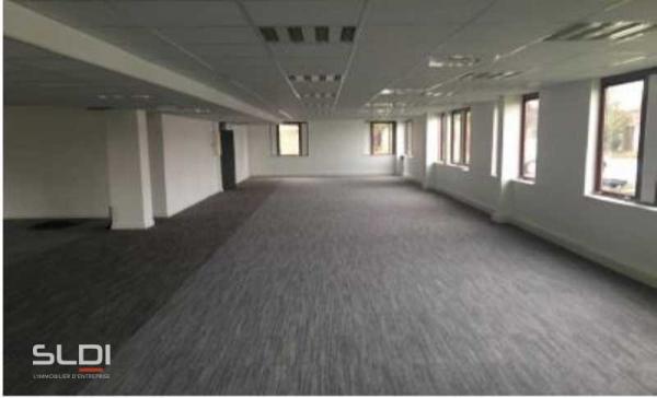 Bureaux A LOUER - VENISSIEUX - 509 m²