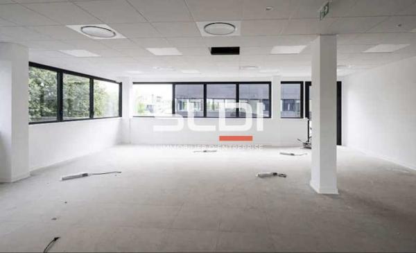Bureaux A VENDRE OU A LOUER - LIMONEST - 186 m²