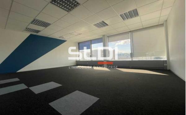 Bureaux A VENDRE OU A LOUER - LYON - 296 m²