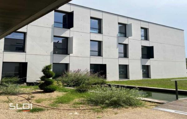 Bureaux A LOUER - SAINT PRIEST - 1 913 m²