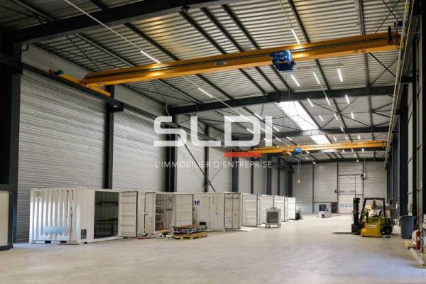Activités A LOUER - GENAS - 2 883 m²