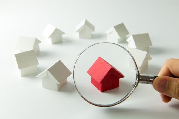 Quel prix se vendent les appartements ou maisons près de chez vous ?