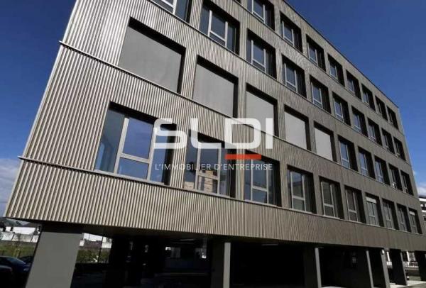 Bureaux A LOUER - EYBENS - 157 m²
