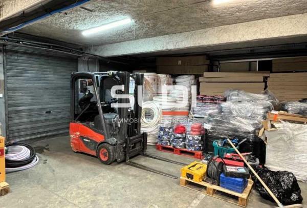 Activités A VENDRE - VAULX EN VELIN - 1 800 m²