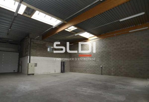 Activités A LOUER - VILLEURBANNE - 1 227 m² Activités A LOUER - VILLEURBANNE - 1 227 m²