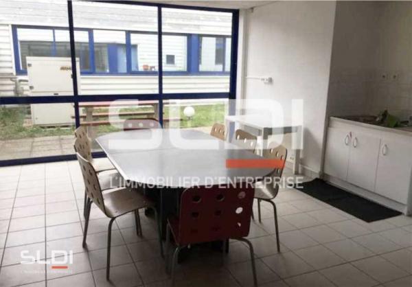 Bureaux A LOUER - SAINT FONS - 21 m²