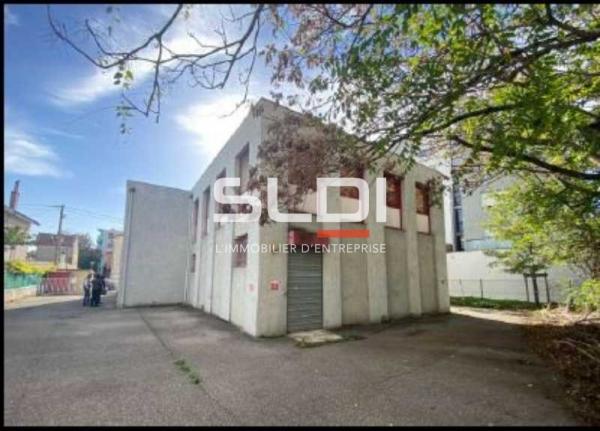 Bureaux A VENDRE - VILLEURBANNE - 252 m²