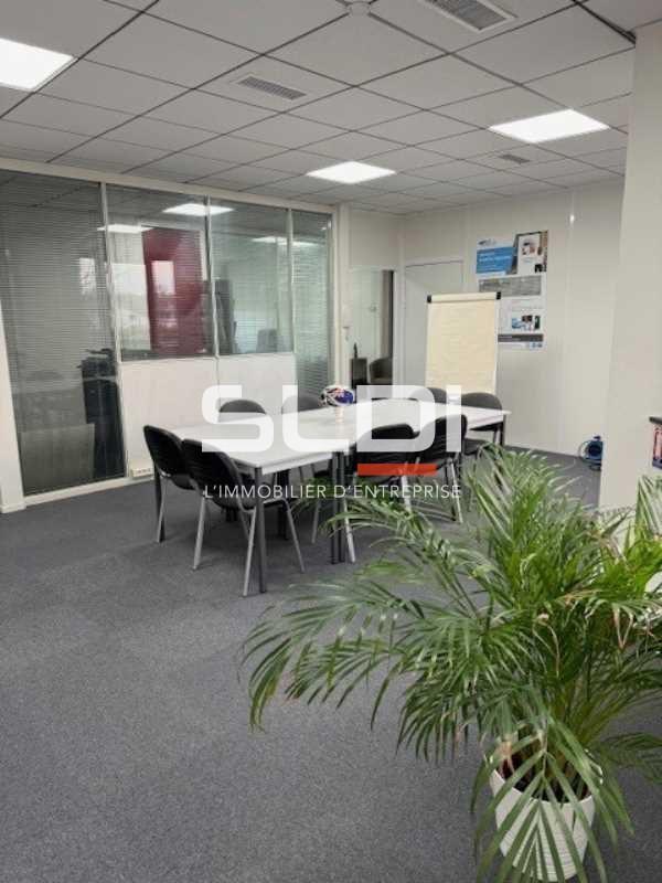 Bureaux A LOUER - VILLEFRANCHE SUR SAONE - 112 m²