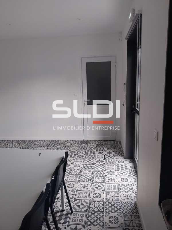 Activités A LOUER - BOURGOIN JALLIEU - 178 m²
