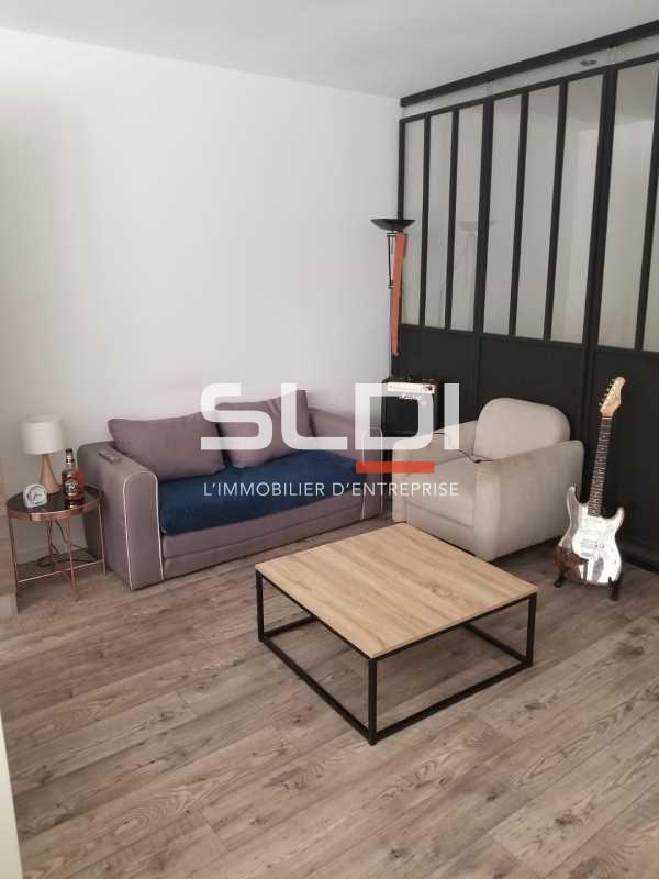 A VENDRE - VIENNE - 472 m²