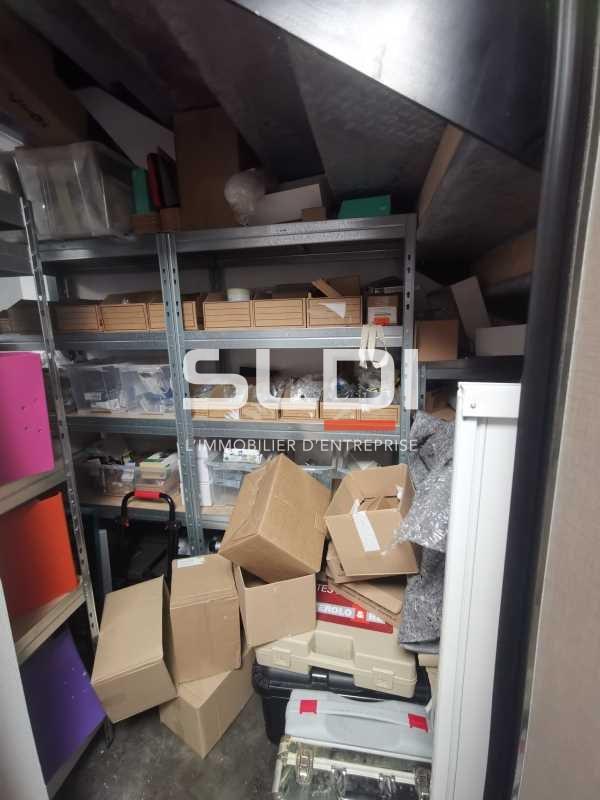 Commerces A LOUER - SAINT LAURENT DE MURE - 150 m²