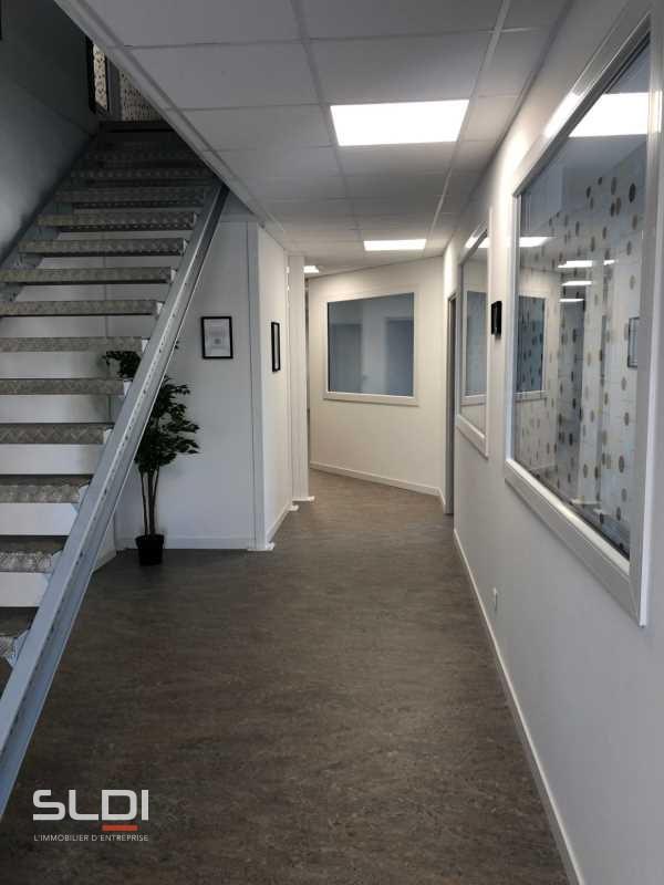 Bureaux A LOUER - MEYZIEU - 78 m²