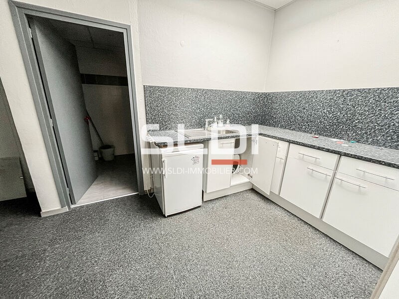 Bureaux A LOUER - VILLEURBANNE - 545 m²
