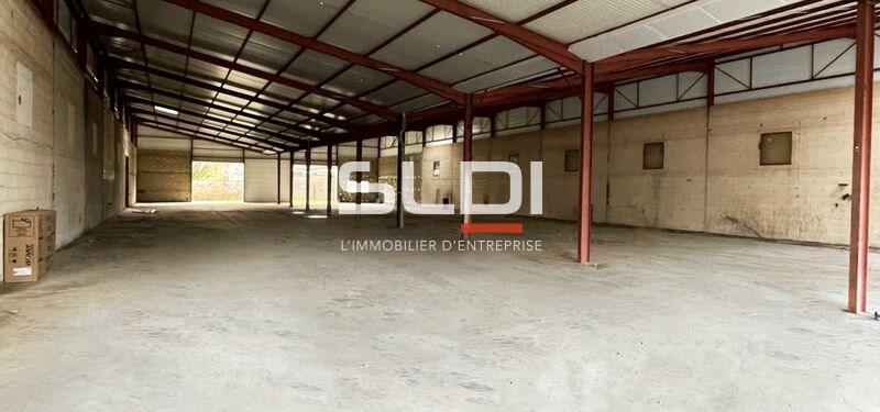 Activités A VENDRE OU A LOUER - Belleville-en-Beaujolais - 1 586 m² Activités A VENDRE OU A LOUER - Belleville-en-Beaujolais - 1 586 m²