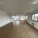 Bureaux A LOUER - CHASSIEU - 85 m²