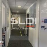 Bureaux A LOUER - BRON - 214 m²