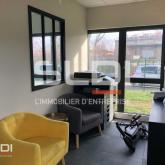 Bureaux A LOUER - VENISSIEUX - 60 m²