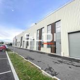 Locaux d'activités A LOUER - MONTLUEL - 138 m²