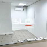 Activités A LOUER - CHASSIEU - 240 m² Activités A LOUER - CHASSIEU - 240 m²