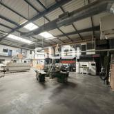 Locaux d'activités A VENDRE - DAGNEUX - 685 m²