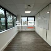 Bureaux A LOUER - CHAMPAGNE AU MONT D'OR - 821 m²