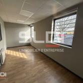 Activités A LOUER - SAINT PRIEST - 1 730 m²