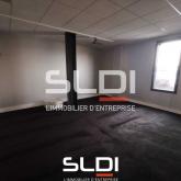 Bureaux A LOUER - VAULX MILIEU - 242 m²