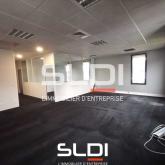 Bureaux A LOUER - VAULX MILIEU - 242 m²