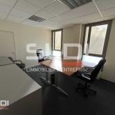 Bureaux A LOUER - LIMAS - 183 m²