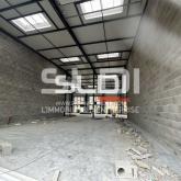 Locaux d'activités A VENDRE - TREVOUX - 150 m² Locaux d'activités A VENDRE - TREVOUX - 150 m²
