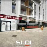 Commerces A VENDRE OU A LOUER - SATHONAY CAMP - 296 m²