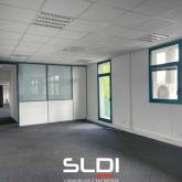 Bureaux A VENDRE - BRON - 374 m²