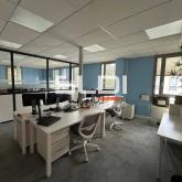 Bureaux A LOUER - LIMAS - 280 m²