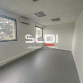 Bureaux A LOUER - RILLIEUX LA PAPE - 111 m²
