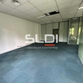 Bureaux A LOUER - TASSIN LA DEMI LUNE - 198 m² Bureaux A LOUER - TASSIN LA DEMI LUNE - 198 m²