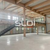 Locaux d'activités A VENDRE OU A LOUER - TARARE - 2 741 m²