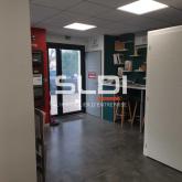 Commerces A VENDRE - SAINT LAURENT DE MURE - 150 m²