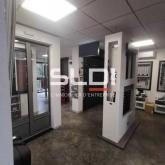 Commerces A VENDRE - SAINT LAURENT DE MURE - 150 m²