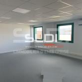 Locaux d'activités A LOUER - MIONS - 154 m²