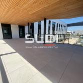 Commerces A VENDRE OU A LOUER - GENAS - 1 478 m² Commerces A VENDRE OU A LOUER - GENAS - 1 478 m²