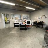 Locaux d'activités A LOUER - GENAS - 1 858 m²