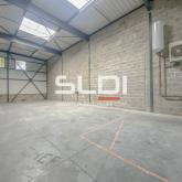 Locaux d'activités A LOUER - SAINT PRIEST - 670 m²