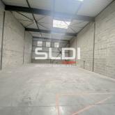 Locaux d'activités A LOUER - SAINT PRIEST - 670 m²