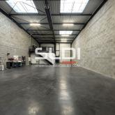 Locaux d'activités A LOUER - VILLEFRANCHE SUR SAONE - 327 m²