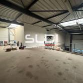 Locaux d'activités A LOUER - GLEIZE - 426 m²