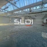 Locaux d'activités A LOUER - VILLEURBANNE - 2 400 m²